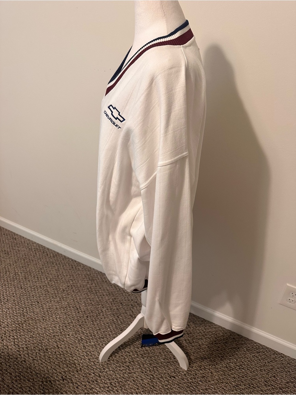 GEAR For Sports White V-Neck Chevrolet Logo Sweater with Navy Burgundy Size XXL - Picture 3 of 7
